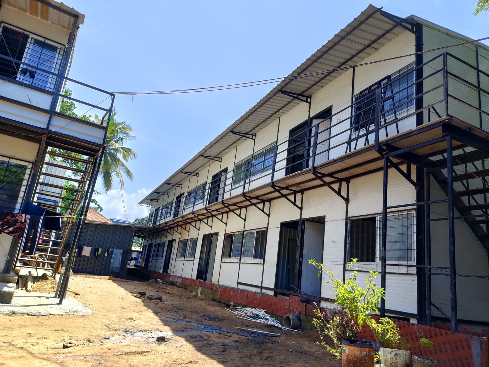 Steel frame commercial build